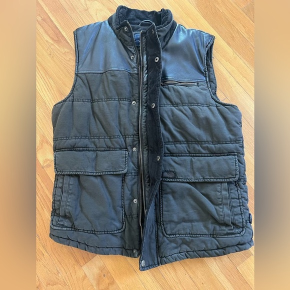 Men's Bass Quilted Vest - Picture 1 of 9